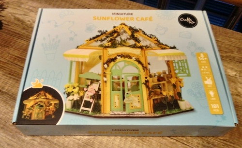 Miniaturhaus puppenhaus mit - puppenhaus,